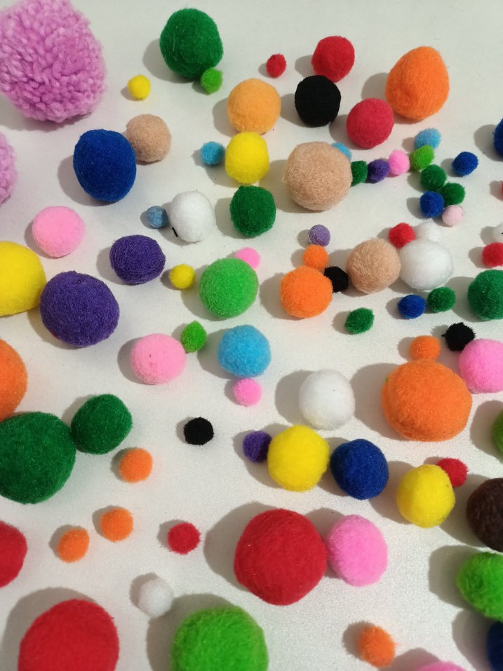 Renkli Peluş Ponpon Topları - Görsel 5