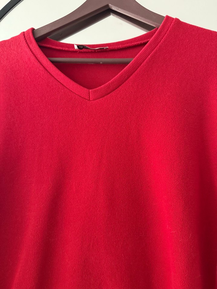 V Yaka Kırmızı Mini Triko Elbise - Görsel 3