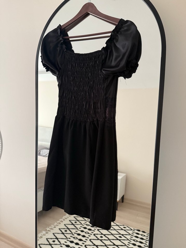 Siyah Fırfırlı GotikElbise - Görsel 2