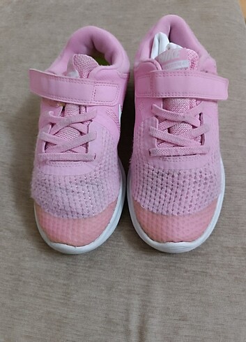 Nike kız çocuk spor ayakkabı 