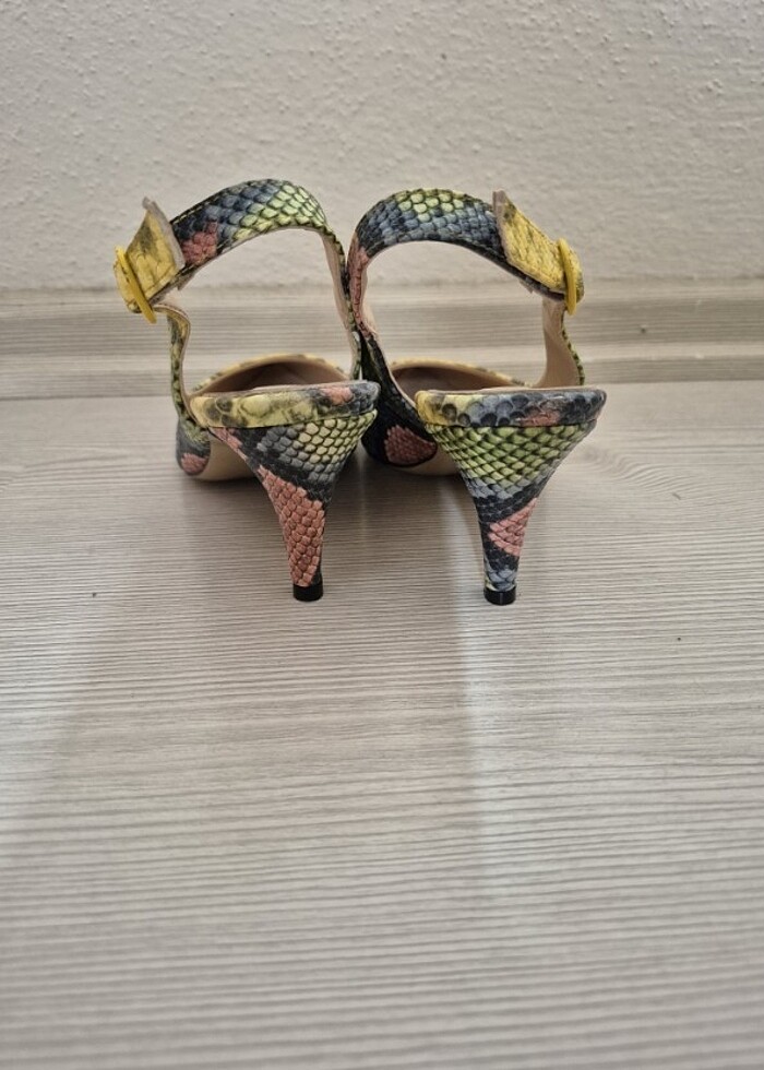 Kemal tanca sarı yılan topuklu ayakkabı - Görsel 4