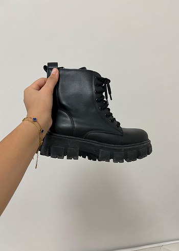 LC Waikiki Kadın Erkek bot