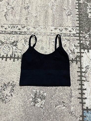 Siyah crop
