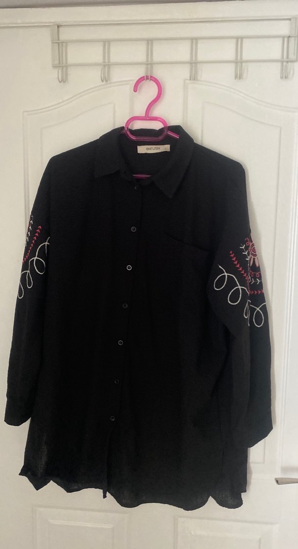 Nakışlı Siyah Uzun Kollu Bluz - Görsel 2