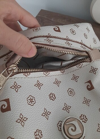 Beden beyaz Renk Pierre cardin sırt çantası
