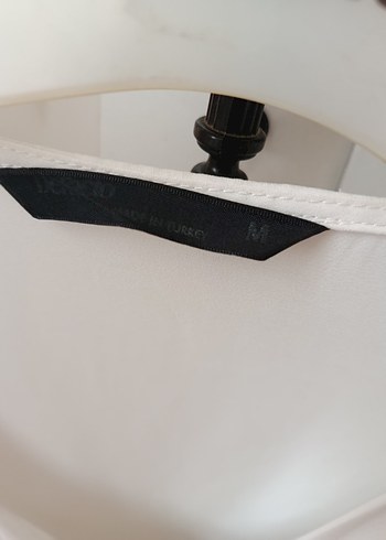 V Yaka Beyaz Kadın Bluz Puane - Görsel 3