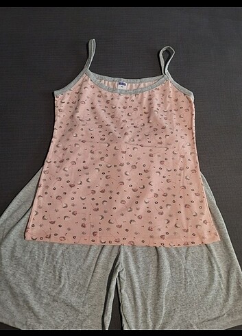 Şortlu pijama takımı 