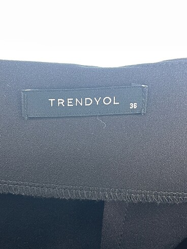 36 Beden siyah Renk Trendyol & Milla Midi Etek %70 İndirimli.