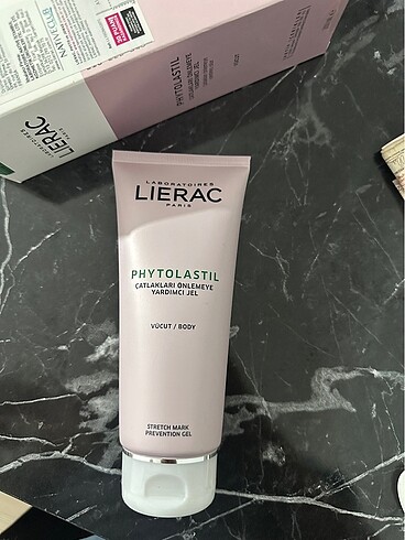  Beden Lierac Çatlak Kremi