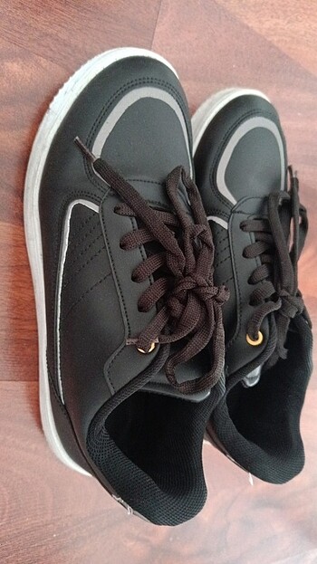 Kadın spor ayakkabı - Görsel 2