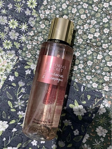 Victoria s Secret Orijinal Victoria?s secret vücut spreyi
