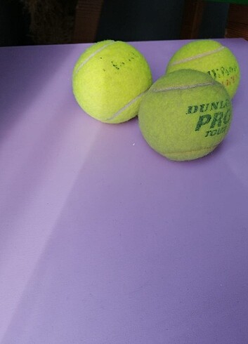 Wilson tenis topu