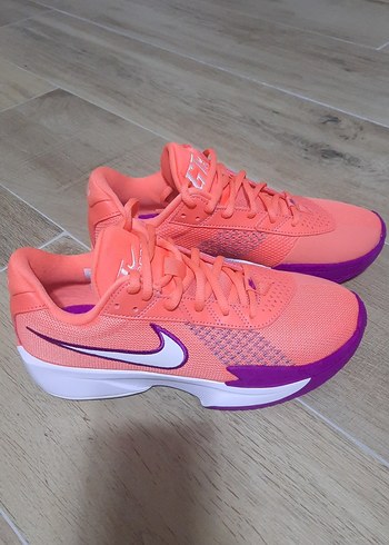 Nike Pembe Basketbol Ayakkabısı