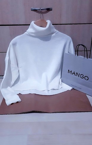mango beyaz/ekru bogazli kazak
