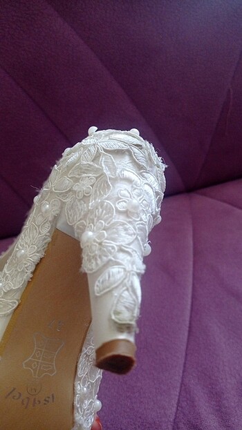 37 Beden beyaz Renk 1 kez giyilmiş gelinlik yada nikah ayakkabısı