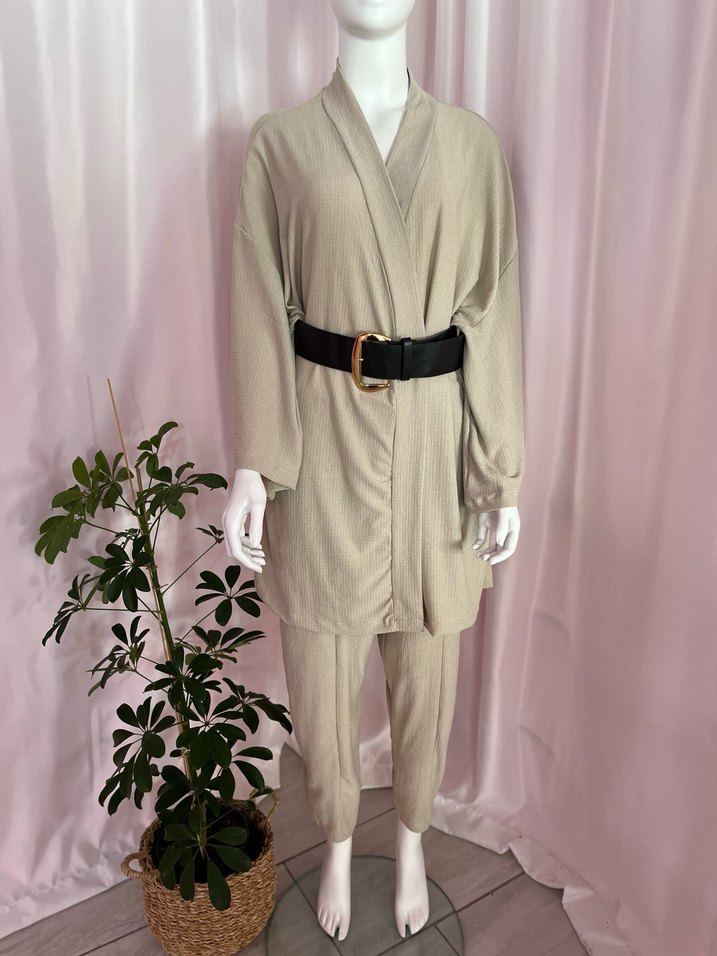 Bej Kemerli Kadın Uzun Takım - Görsel 3