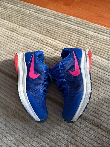 37 Beden Nike ayakkabı
