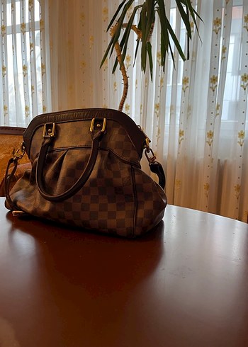 Kahverengi Deri Kareli Tokalı Kadın Çantası - Görsel 2