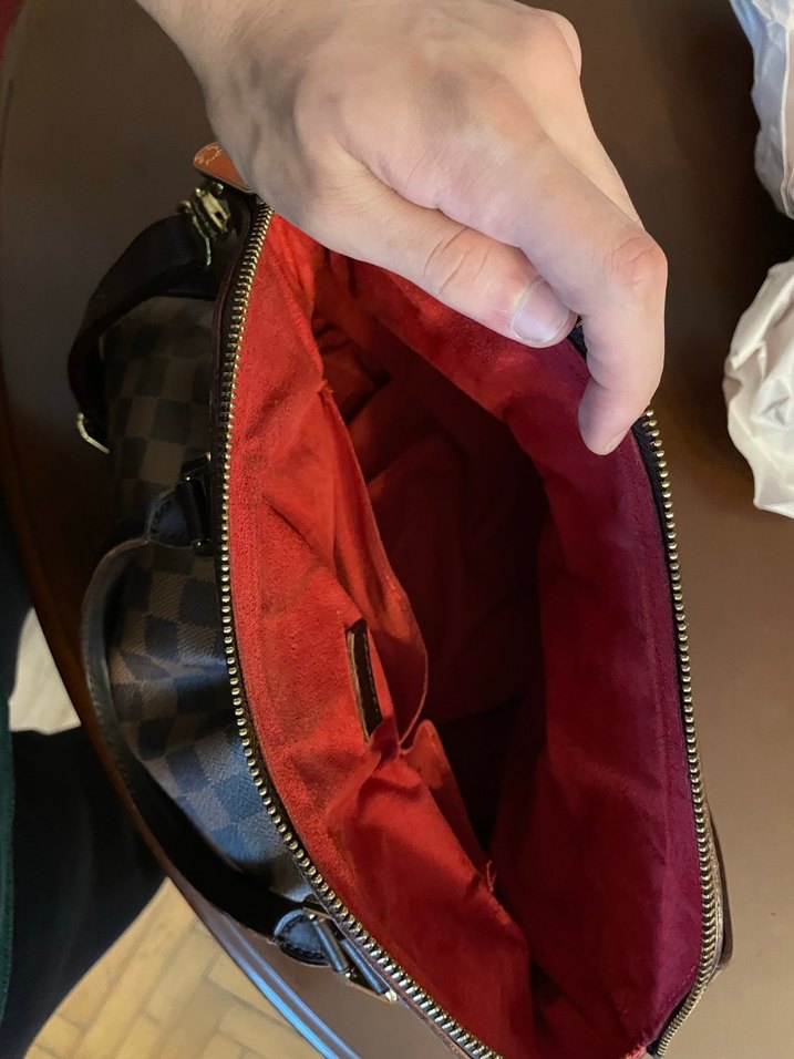 Kahverengi Deri Kareli Tokalı Kadın Çantası - Görsel 4