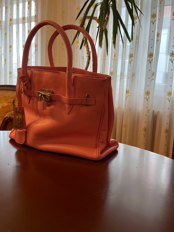 Pembe Deri Tokalı Kadın Çantası - Görsel 2