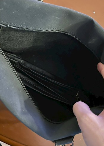 Siyah Deri Püsküllü Kadın Çanta - Görsel 4