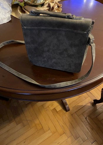 Bej Süet Kapaklı Kadın Çanta - Görsel 3