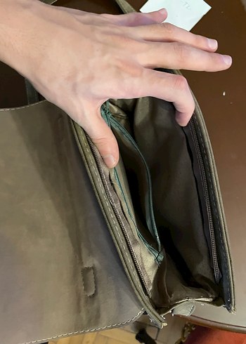 Bej Süet Kapaklı Kadın Çanta - Görsel 4