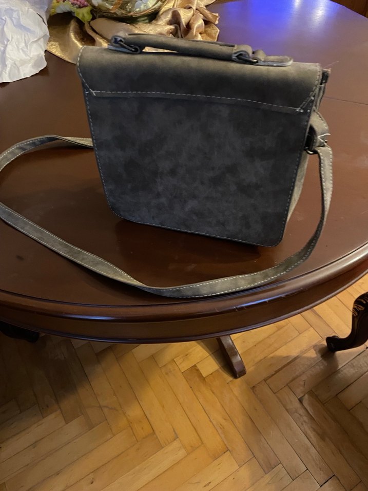 Bej Süet Kapaklı Kadın Çanta - Görsel 3