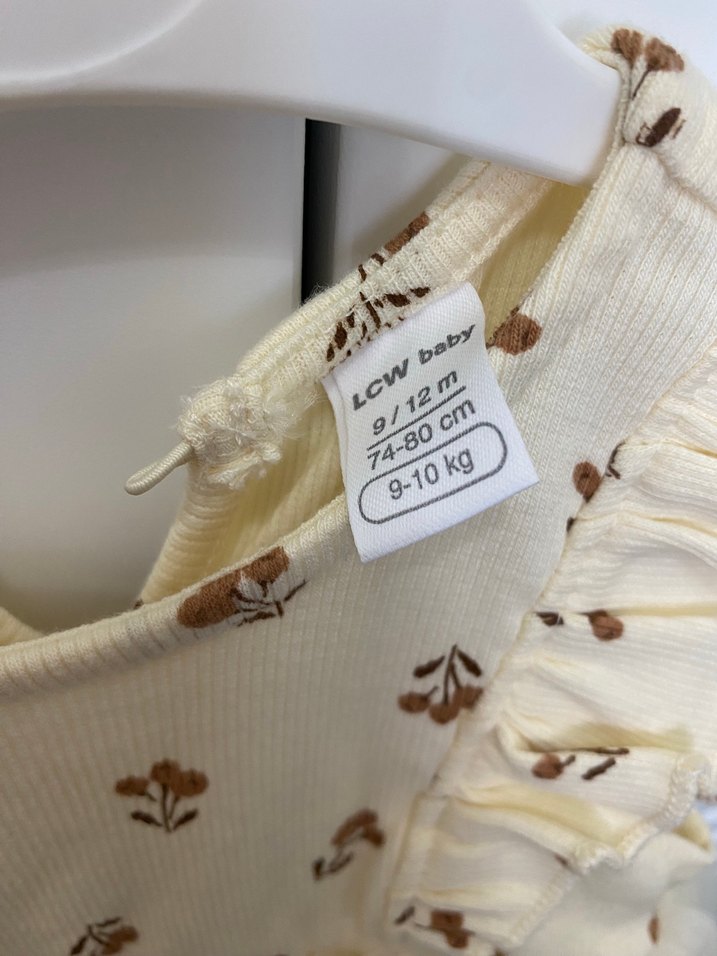 Kız Çocuk Fırfırlı Beyaz Nakışlı Elbise - Görsel 3