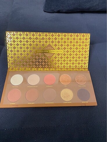 Orijinal Zoeva Caramel Melange Far Paleti