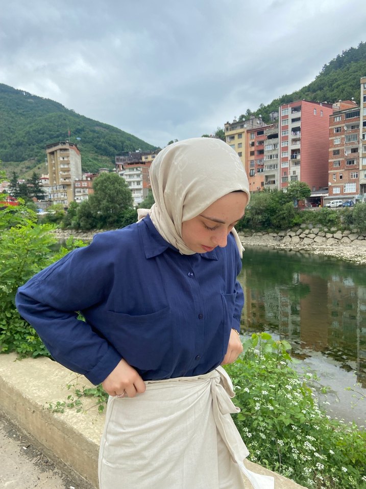 Krem 
Keten Uzun Drapeli Etek - Görsel 2