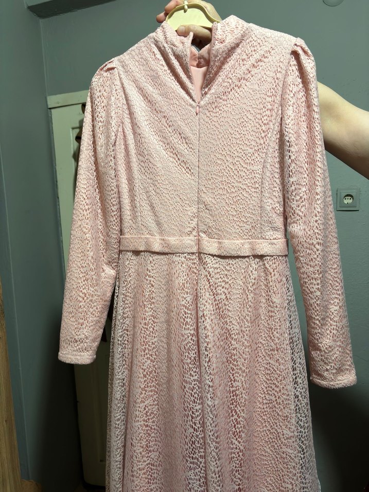 Dantel Detaylı Pembe Uzun Elbise - Görsel 2