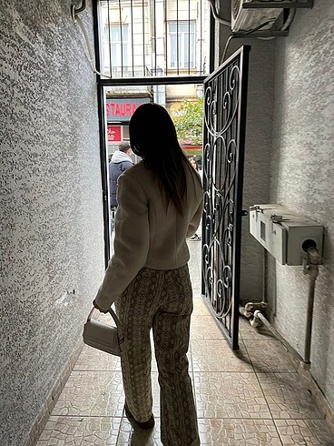 Desenli zara pantolon