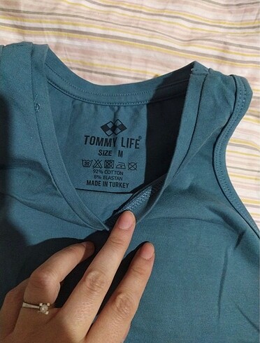 m Beden turkuaz Renk Orijinal sıfır Tommy life crop