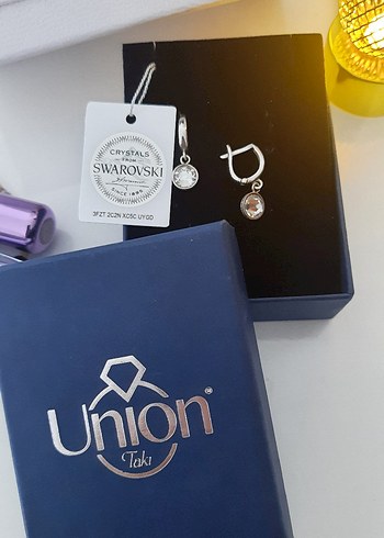 Swarovski Mini Beyaz Kristal Küpe - Görsel 2