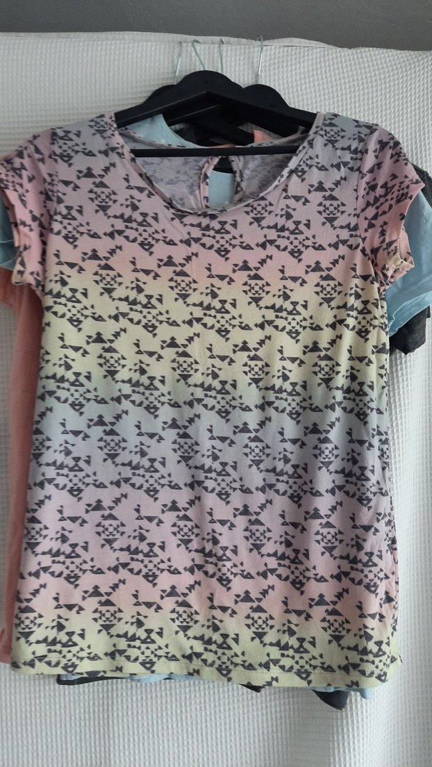 Gri Baskılı Kadın Tişörtü, Kısa Kollu, Rahat Kesim - Görsel 3