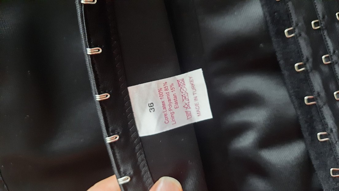 Siyah Göğüs Açma Detaylı Korse - Görsel 2