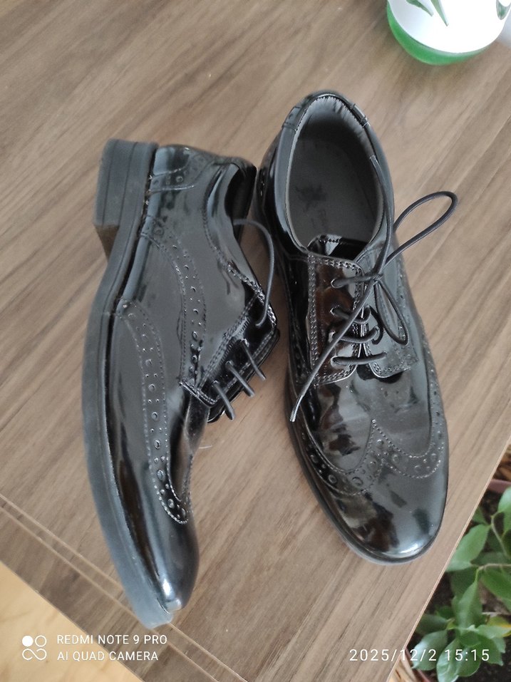 Parlak Siyah Klasik Erkek Çocuk Ayakkabısı - Görsel 2