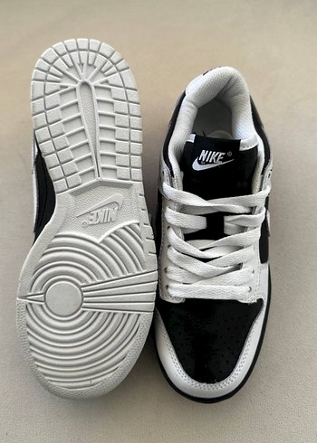 Beyaz Siyah Nike Spor Ayakkabı - Görsel 5