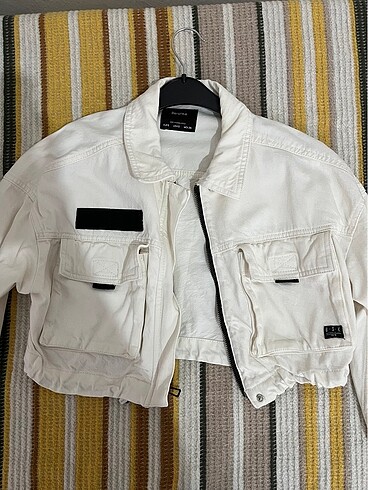 s Beden Crop ceket