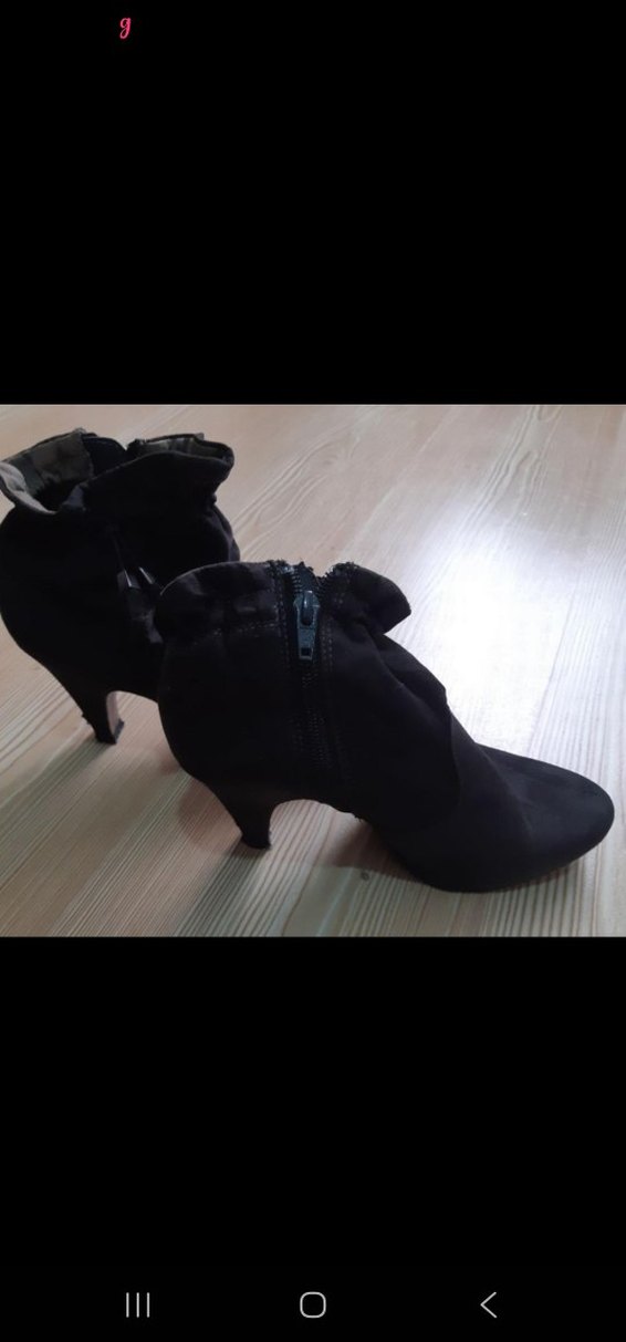 Siyah Lastikli Topuklu Gotik "Hanna White "Kadın Bot - Görsel 2