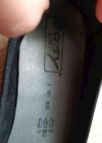 Siyah Bağcıklı Kadın Dolgu Topuklu Babet - Görsel 4