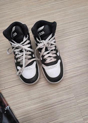 Beyaz Gri Adidas Erkek Spor Ayakkabı Bağcığı - Görsel 5