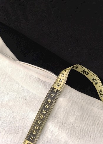 V Yaka Kısa Kollu Beyaz Keten Gömlek - Görsel 6