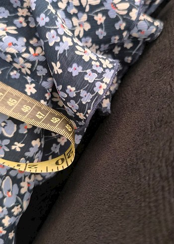 Mavi Çiçekli Fırfırlı Bohem Kadın Bluz - Görsel 6