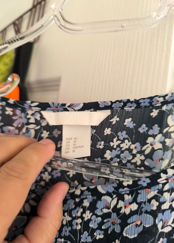 Mavi Çiçekli Fırfırlı Bohem Kadın Bluz - Görsel 2