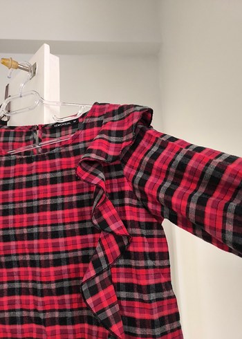 Kırmızı Kareli Fırfırlı Uzun Kollu Bluz - Görsel 3