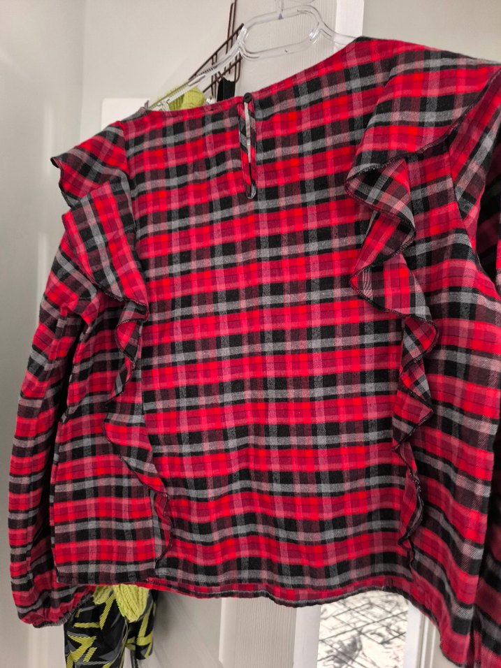 Kırmızı Kareli Fırfırlı Uzun Kollu Bluz - Görsel 4
