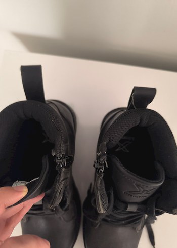 Erkek Çocuk Siyah Tokalı Bot Kinetix 37 no - Görsel 2