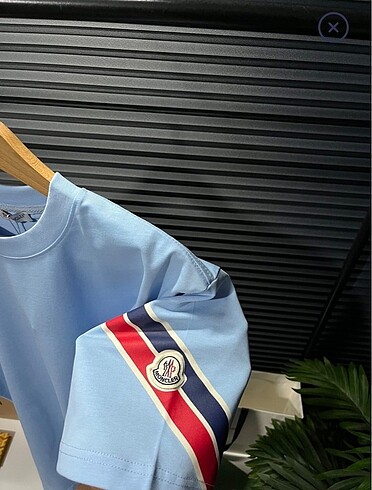 l Beden Moncler Tshirt
